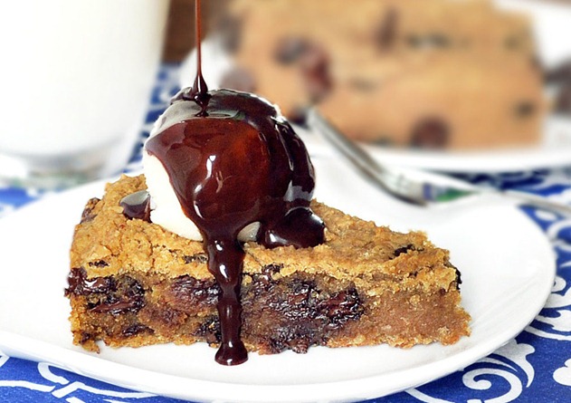 chocolate-chip-cookie-pie1