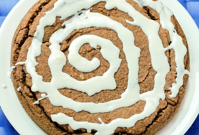 cinnamon-roll-pie_thumb