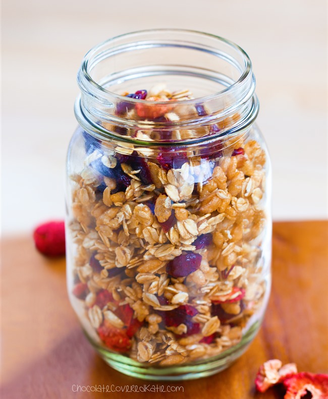 Healthy low fat granola recipe that can be gluten-free, dairy-free, high-fiber,  and completely free of refined sugar. Recipe here:  http://chocolatecoveredkatie.com/2015/04/09/low-fat-granola-recipe/ 