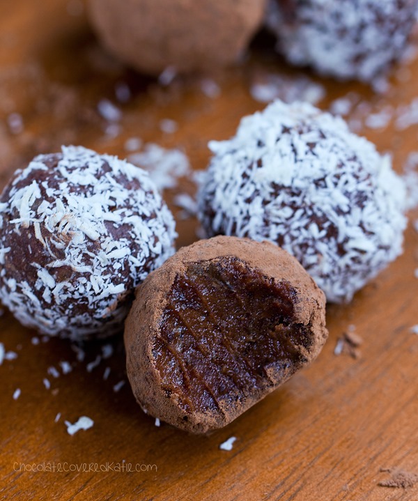 Easy To Make Chocolate Fudge Balls No Added Sugar No Baking Easy To Make Chocolate Fudge Balls No Added Sugar No Baking